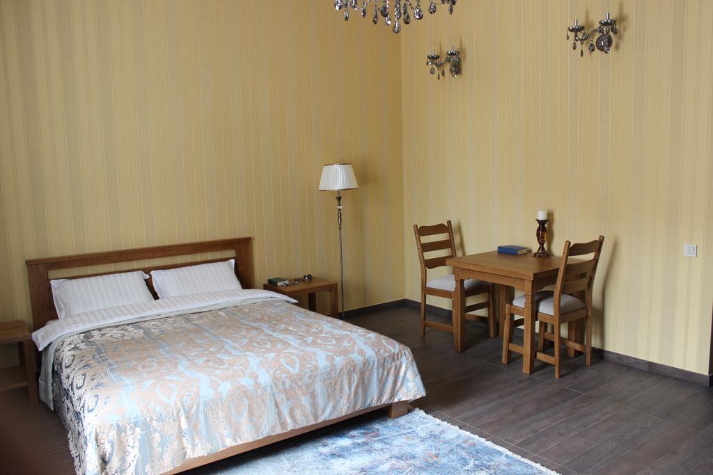 Barin House Hotel Sumy Eksteriør billede