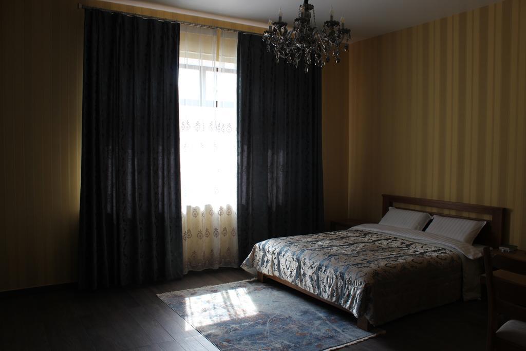 Barin House Hotel Sumy Eksteriør billede