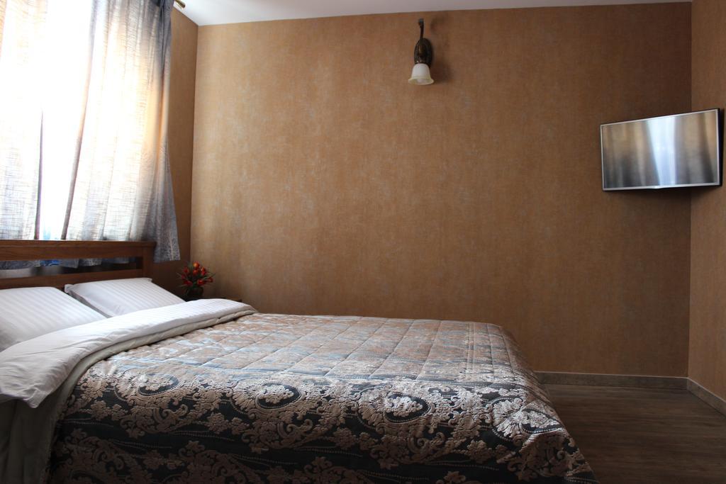 Barin House Hotel Sumy Eksteriør billede
