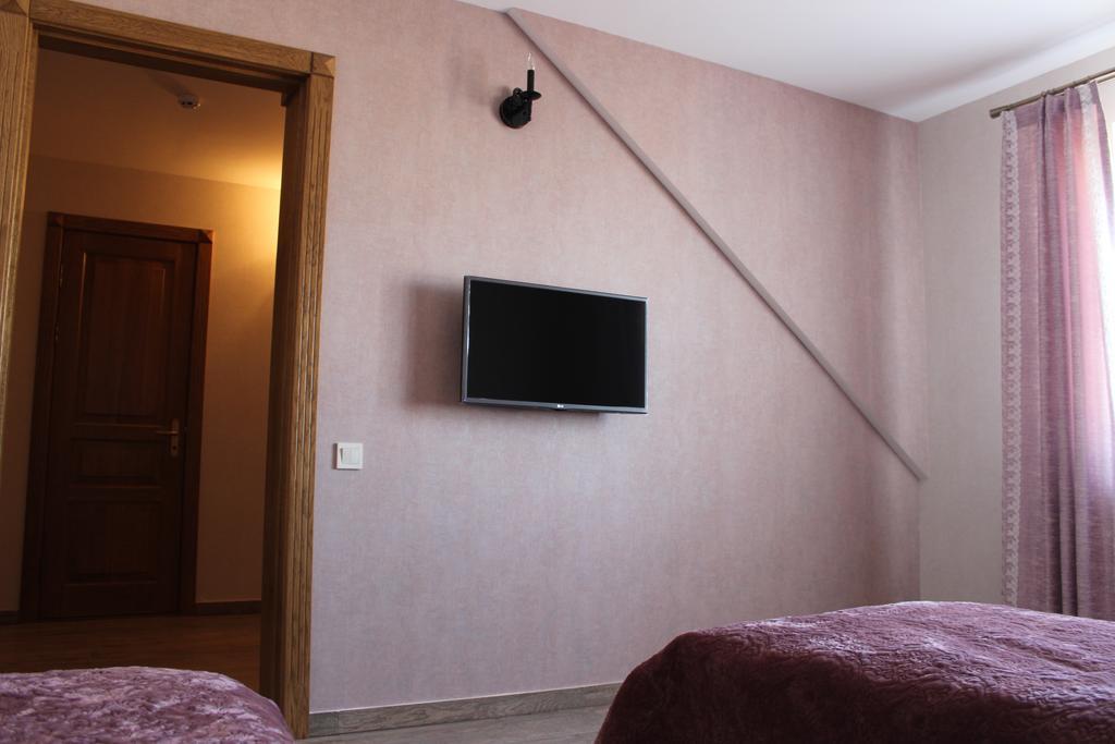 Barin House Hotel Sumy Eksteriør billede